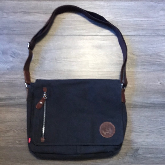Other - Augur Strauss &Co. Messenger Bag